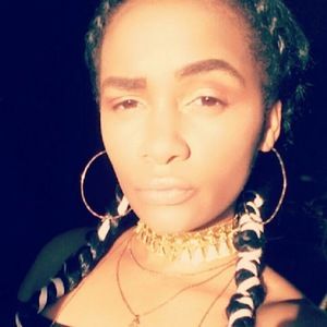 Meet your Posher, Cierra